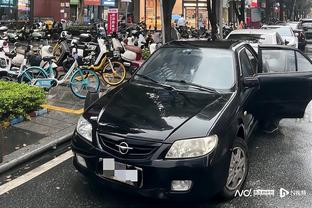 沈梓捷调侃邹雨宸：跟他交流比较困难 来了北控主场也不看我们